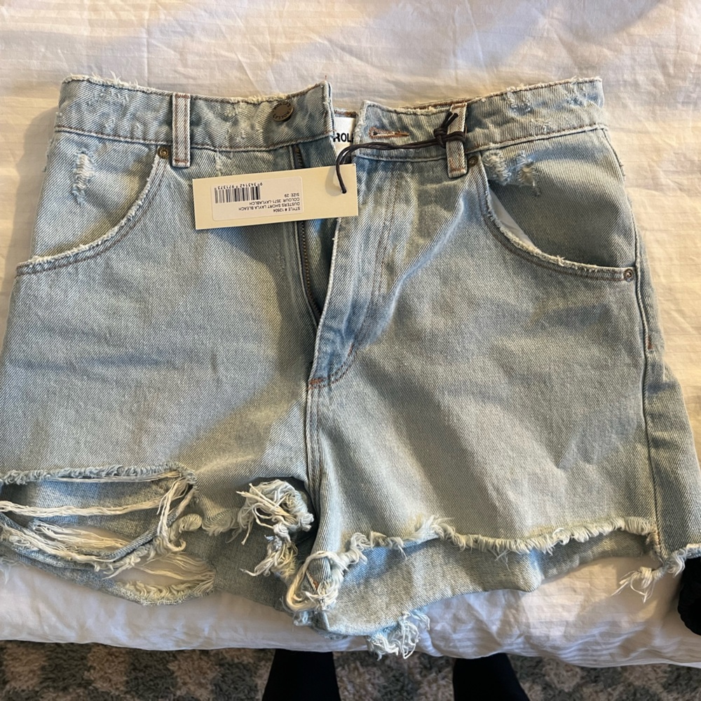 Rollas Duster Short color Layla size 29! Tags on never worn